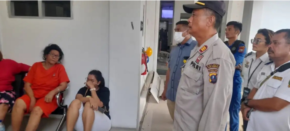 Penumpang KMP Ihan Batak Tewas Melompat ke Danau Toba 2 Penumpang Kapal Ihan Batak Tewas