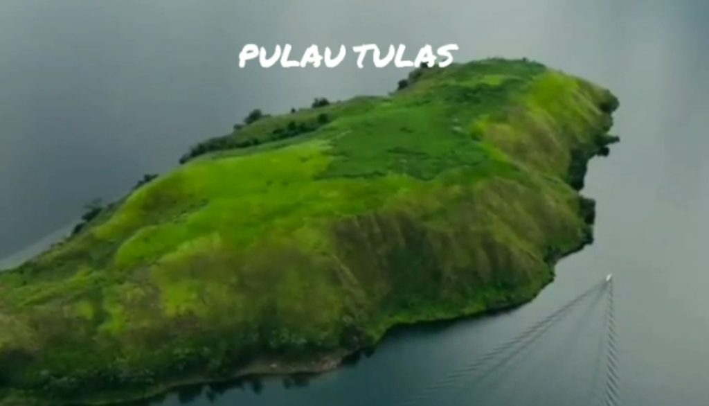 Pulau Tulas di danau toba