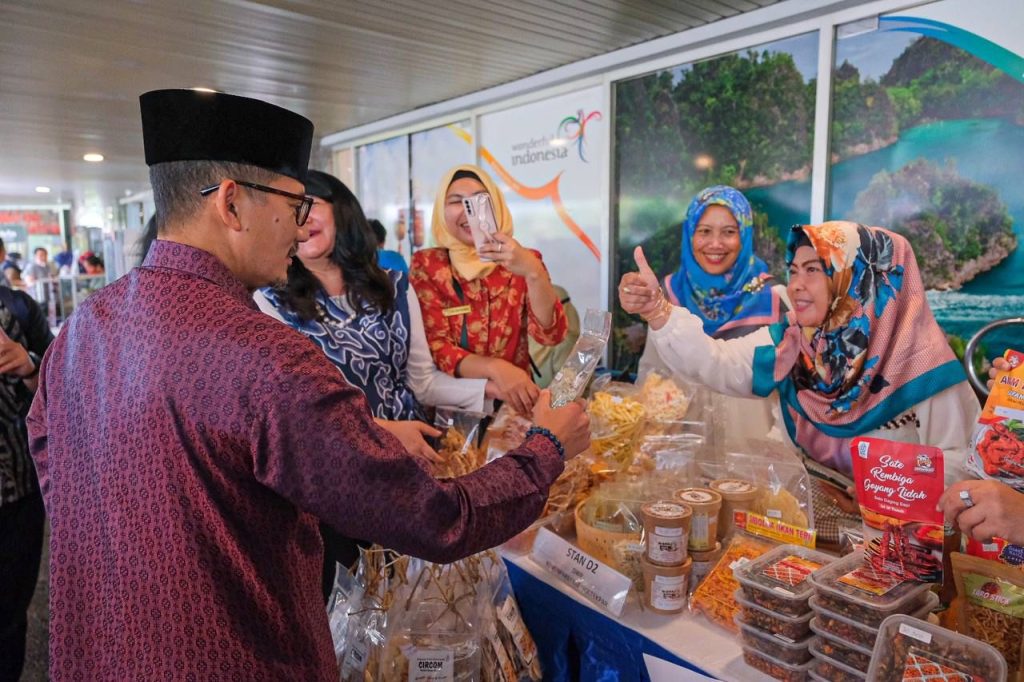 Menparekraf Resmikan Bazar UMKM Ramadhan Fest 2023