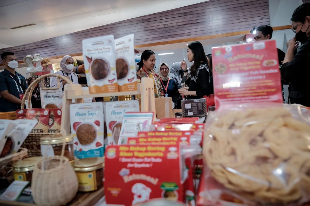 Wamenparekraf : Permudah Pelaku Ekraf