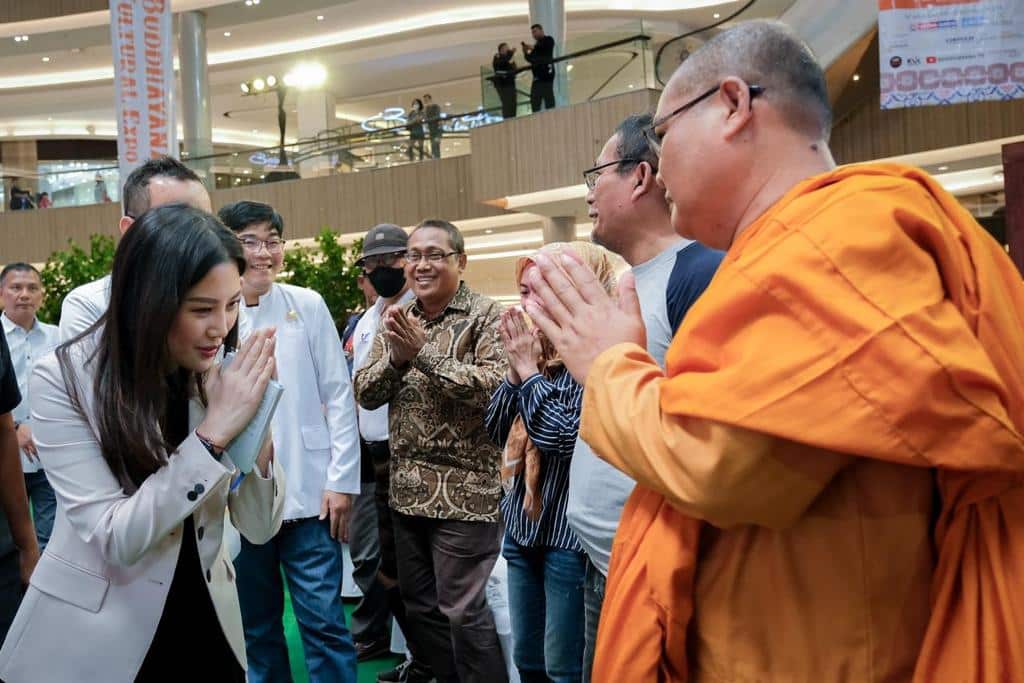 Wamenparekraf: Wisata Religi dan Budaya Promosikan Kebhinekaan Indonesia 1 wisata religi