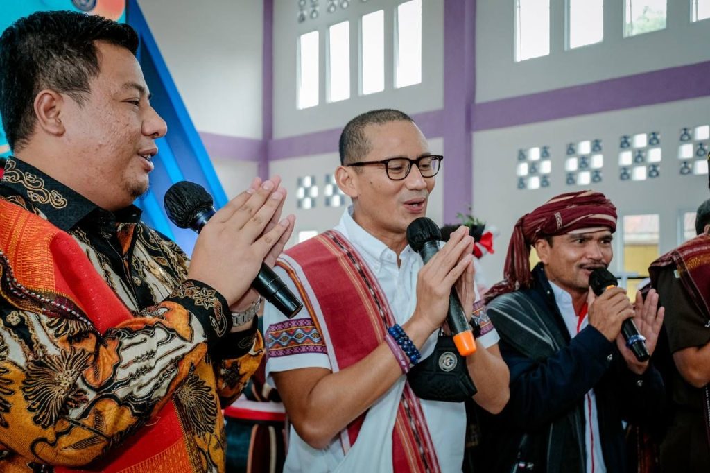 Menparekraf Nyanyikan Sinanggar Tulo di KaTa Kreatif Kabupaten Samosir 1 Sinanggar Tulo