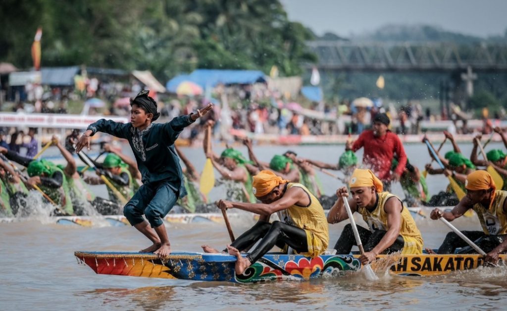 Festival Pacu Jalur 2023 ,Tradisi dan Budaya Terbaik Indonesia 1 20230825 222728