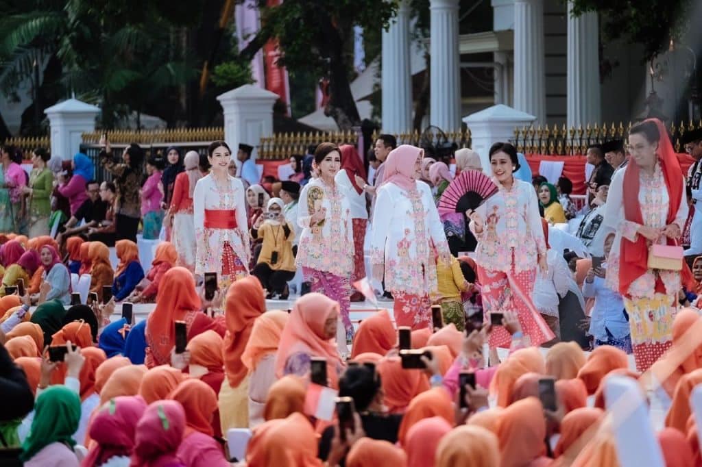 istana berkebaya