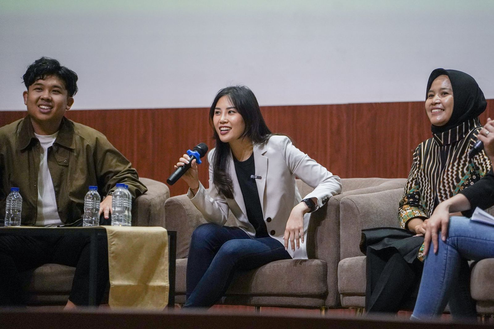Wamenparekraf: Gen Z Berpeluang Besar Tingkatkan dan Majukan Ekonomi Kreatif 1 Gen Z