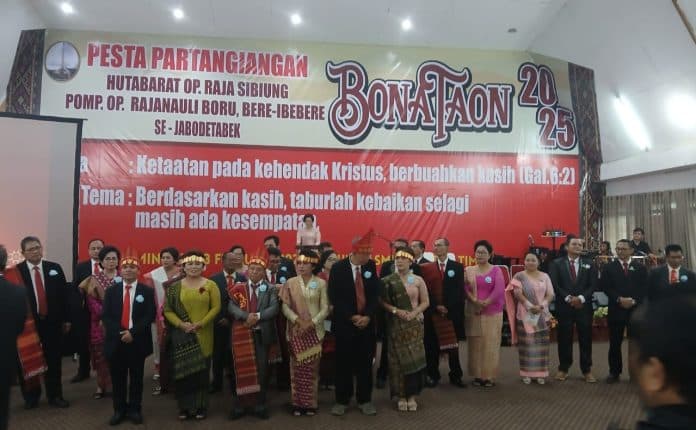 Bona Taon Pomp Op Raja Nauli
